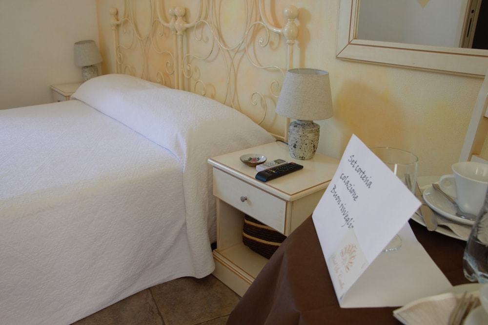 Pescara - Sardegna Sud - Cagliari, Villasiumius, Costa Rei, Pula, Mare Italia - Hotel Sa Cralla
Pescara - Sardegna Sud - Cagliari, Villasiumius, Costa Rei, Pula, Mare Italia - Hotel Sa Cralla