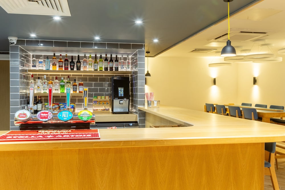Milano - Wallington - Holiday Inn Express London - Croydon, an IHG Hotel
Milano - Wallington - Holiday Inn Express London - Croydon, an IHG Hotel