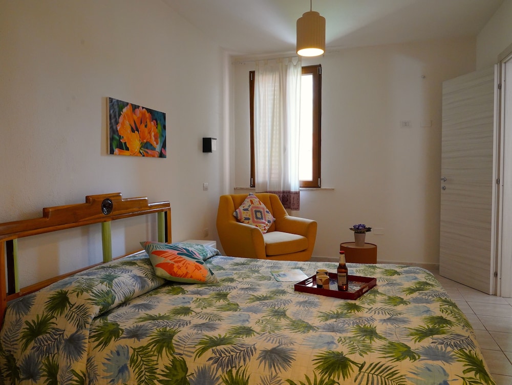 Napoli - Sardegna Nord - Alghero, Stintino e Castelsardo, Mare Italia - Flowery Inn Villa
Napoli - Sardegna Nord - Alghero, Stintino e Castelsardo, Mare Italia - Flowery Inn Villa