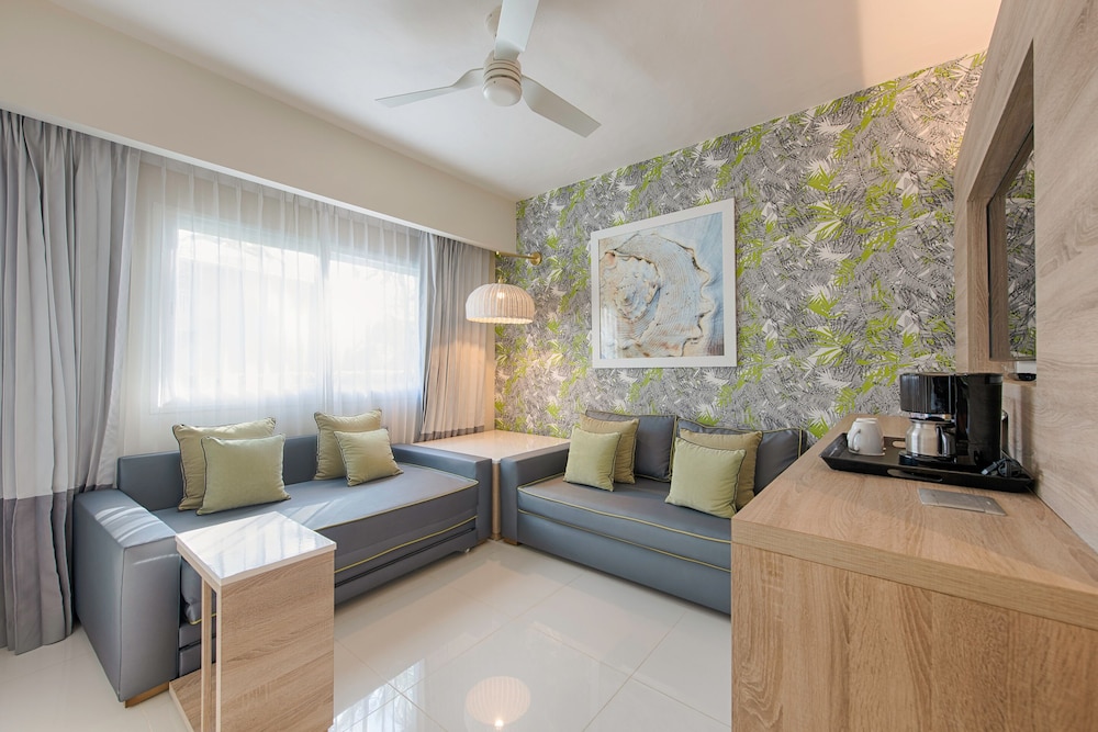 Napoli - Uvero Alto - Grand Sirenis Punta Cana Resort & Aquagames - All Inclusive
Napoli - Uvero Alto - Grand Sirenis Punta Cana Resort & Aquagames - All Inclusive