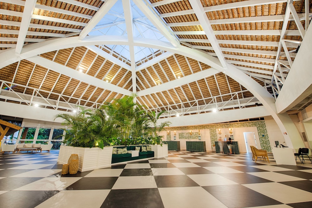 Milano - Uvero Alto - Grand Sirenis Punta Cana Resort & Aquagames - All Inclusive
Milano - Uvero Alto - Grand Sirenis Punta Cana Resort & Aquagames - All Inclusive
