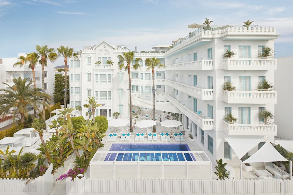 Cagliari - Playa d'en Bossa, Ibiza - Hotel MiM Ibiza & Spa - Adults Only
Cagliari - Playa d'en Bossa, Ibiza - Hotel MiM Ibiza & Spa - Adults Only