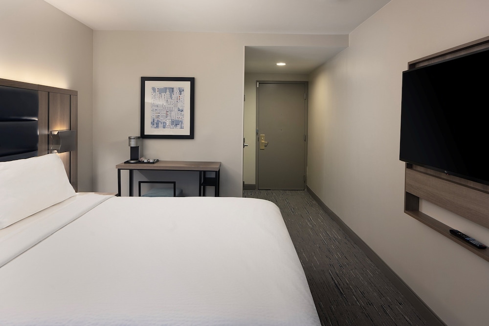 Brindisi - New York - Manhattan - Holiday Inn Express NEW YORK CITY - CHELSEA
Brindisi - New York - Manhattan - Holiday Inn Express NEW YORK CITY - CHELSEA