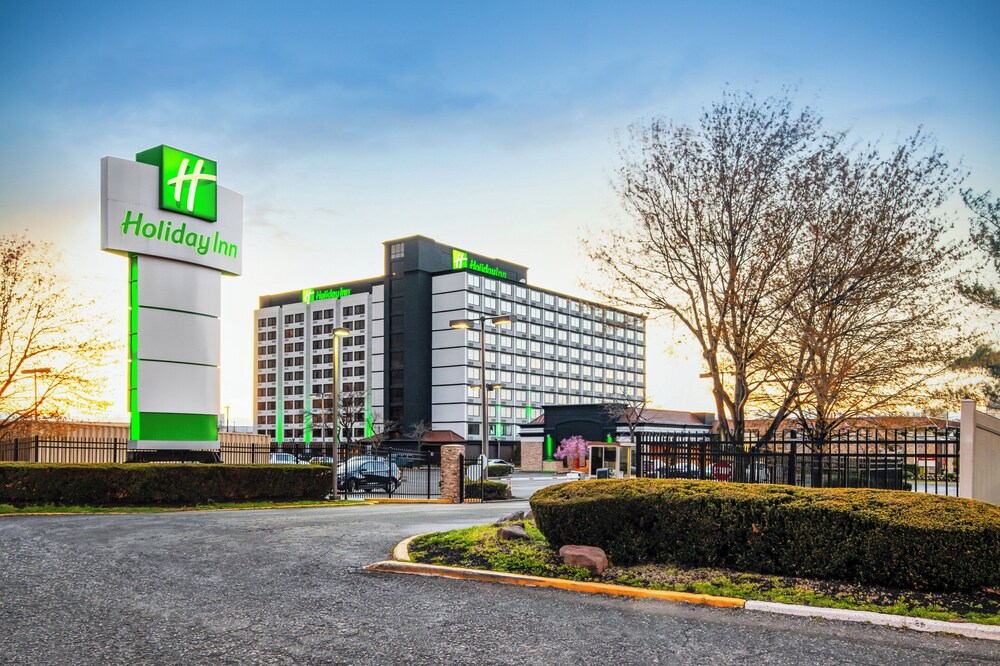 Roma - Elizabeth (NJ) - Holiday Inn NEWARK INTERNATIONAL AIRPORT
Roma - Elizabeth (NJ) - Holiday Inn NEWARK INTERNATIONAL AIRPORT
