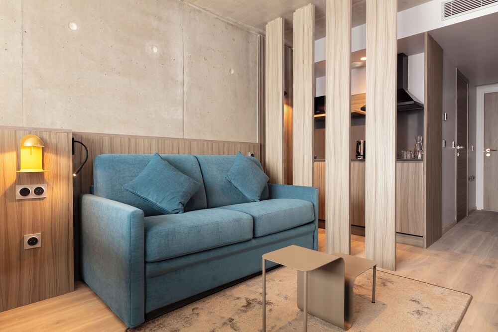 Torino - Bussy-Saint-Georges - Ki Space Hotel & Spa - near Disneyland Paris
Torino - Bussy-Saint-Georges - Ki Space Hotel & Spa - near Disneyland Paris