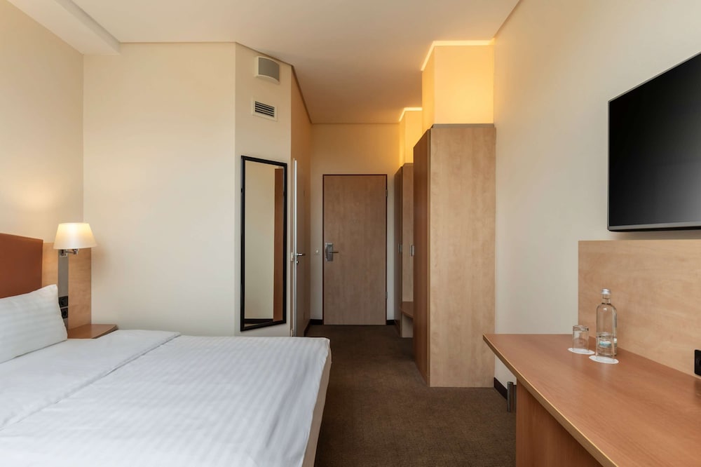 Verona - Berlino - IntercityHotel Berlin Ostbahnhof 
Verona - Berlino - IntercityHotel Berlin Ostbahnhof