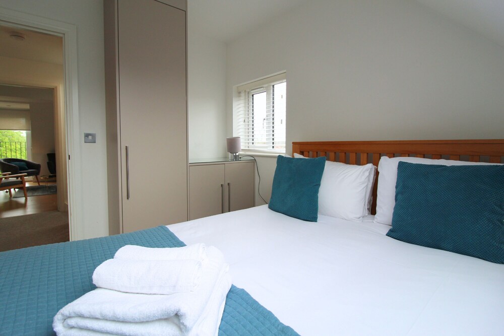 Milano - New Barnet - West Finchley by Viridian Apartments