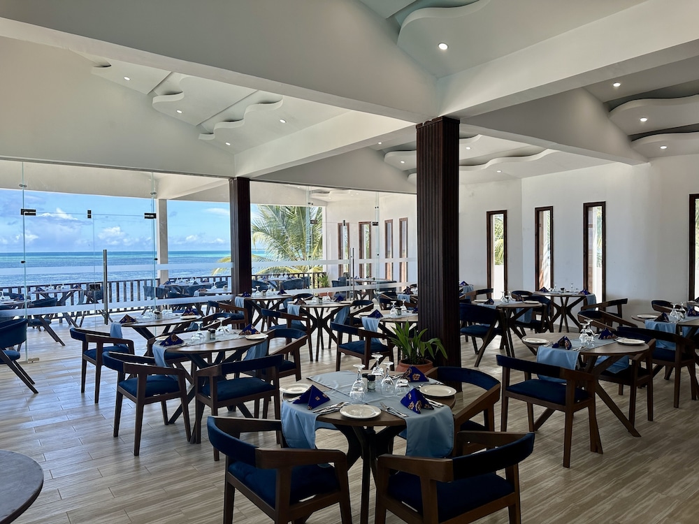 Roma - Pongwe, Zanzibar - Dream of Zanzibar Resort & Spa - Premium All Inclusive
Roma - Pongwe, Zanzibar - Dream of Zanzibar Resort & Spa - Premium All Inclusive