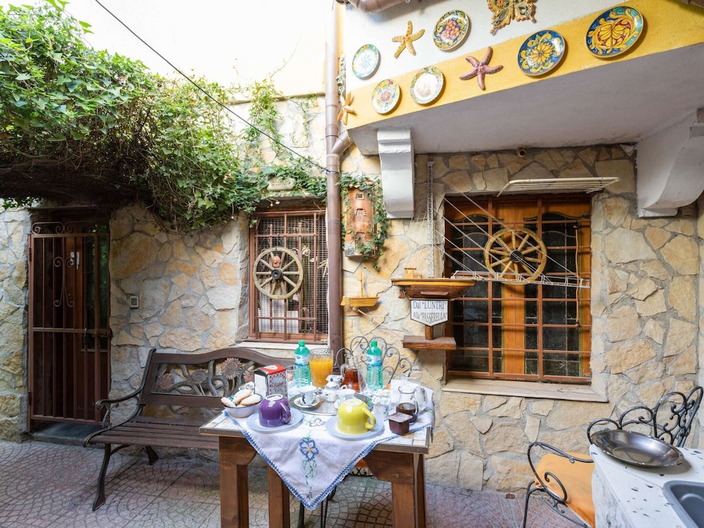 Verona - Calabria, Mare Italia - Belvilla by OYO La Villetta Green House
Verona - Calabria, Mare Italia - Belvilla by OYO La Villetta Green House