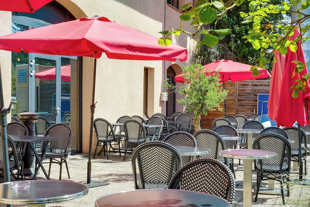 Venezia - Menthon-Saint-Bernard - Sure Hotel by Best Western Annecy
Venezia - Menthon-Saint-Bernard - Sure Hotel by Best Western Annecy