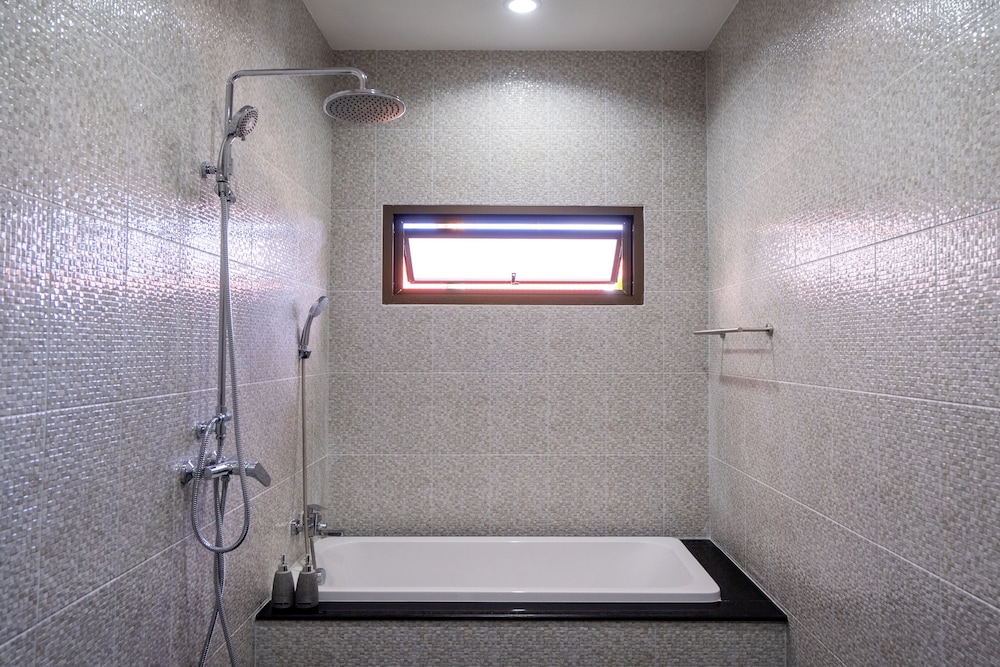 Torino - Ban Pa Khlok - Boutique Resort Private Pool Villa - SHA Extra Plus
Torino - Ban Pa Khlok - Boutique Resort Private Pool Villa - SHA Extra Plus
