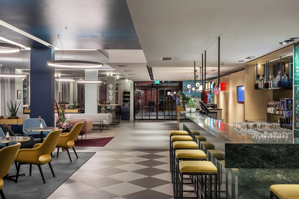 Milano - Vienna, Aeroporto Internazionale di Vienna - Premier Inn Wien City Hauptbahnhof
Milano - Vienna, Aeroporto Internazionale di Vienna - Premier Inn Wien City Hauptbahnhof
