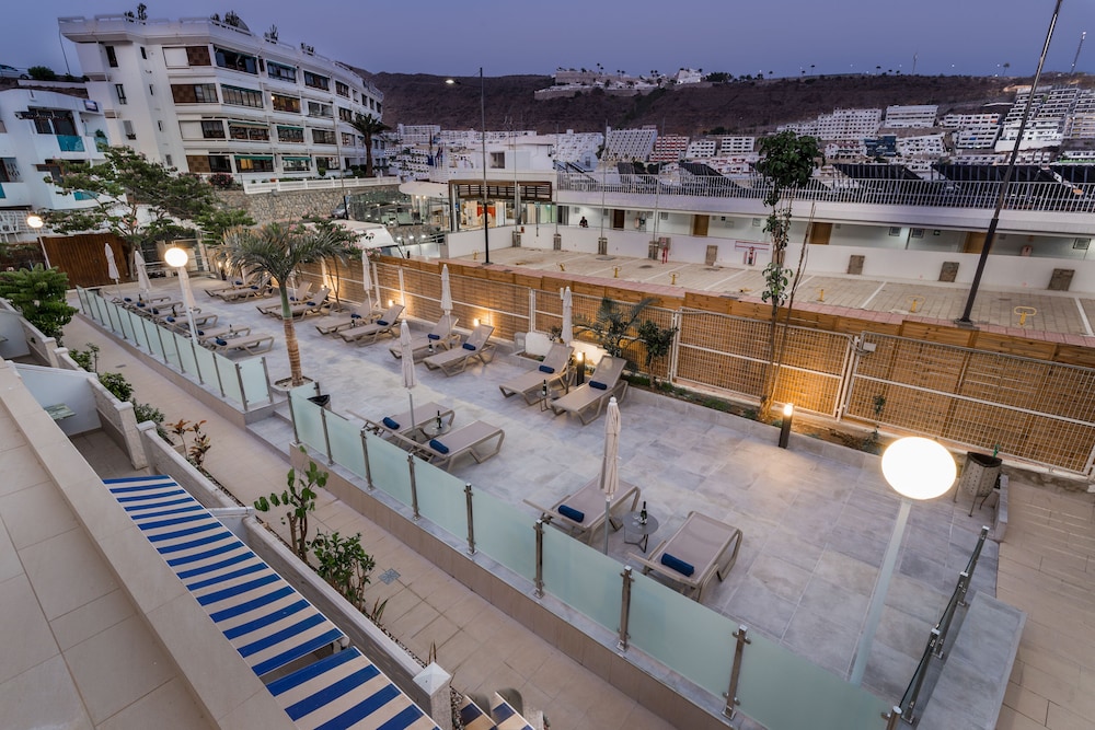 Napoli - Gran Canaria, Isole Canarie - Palm Suites formerly Calypso Oasis
Napoli - Gran Canaria, Isole Canarie - Palm Suites formerly Calypso Oasis