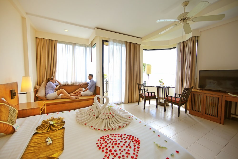 Verona - Ban Pa Khlok - Supalai Scenic Bay Resort And Spa, SHA Extra Plus
Verona - Ban Pa Khlok - Supalai Scenic Bay Resort And Spa, SHA Extra Plus