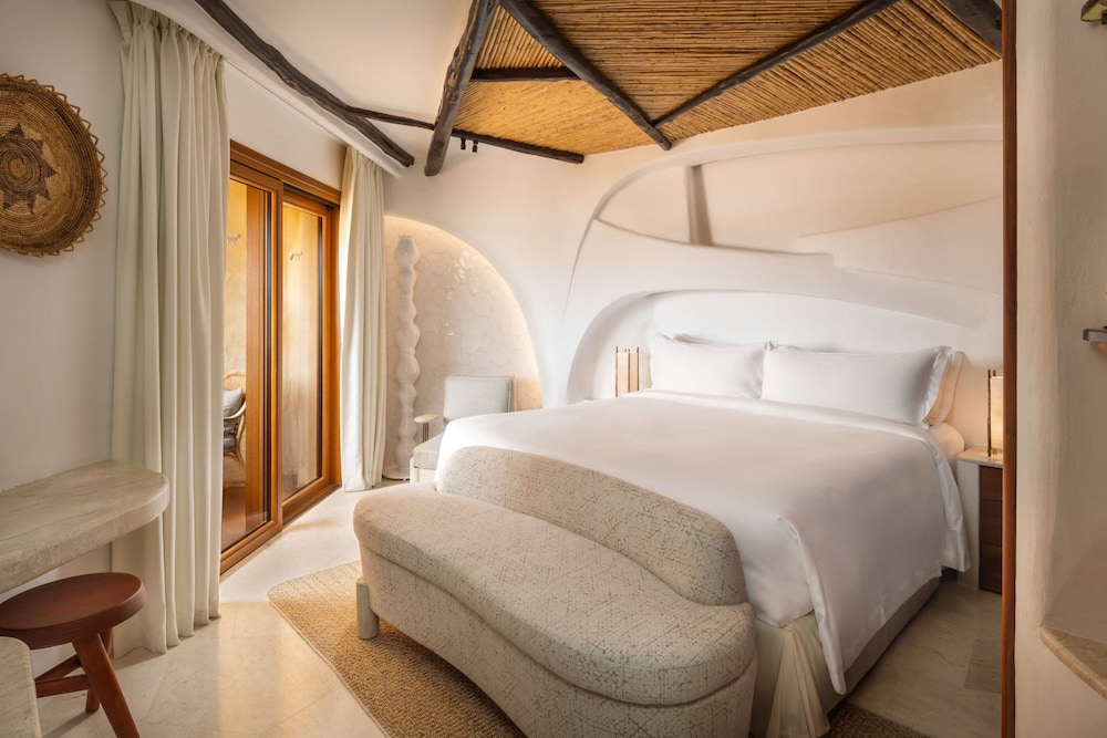 Catania - Golfo Aranci - Hotel Cala di Volpe, a Luxury Collection Hotel, Costa Smeralda
Catania - Golfo Aranci - Hotel Cala di Volpe, a Luxury Collection Hotel, Costa Smeralda