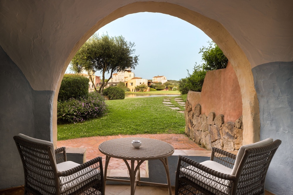 Venezia - Golfo Aranci - Hotel Cala di Volpe, a Luxury Collection Hotel, Costa Smeralda
Venezia - Golfo Aranci - Hotel Cala di Volpe, a Luxury Collection Hotel, Costa Smeralda