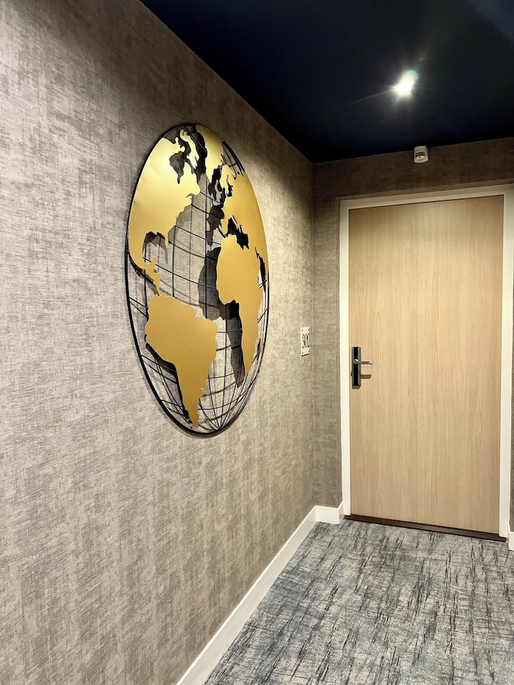 Milano - Épinay-sur-Seine - Kyriad Paris 18 - Porte de Clignancourt - Montmartre
Milano - Épinay-sur-Seine - Kyriad Paris 18 - Porte de Clignancourt - Montmartre