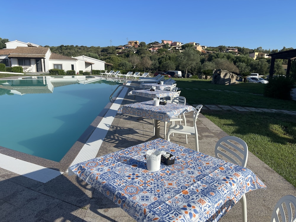 Bologna - Sardegna Nord - Alghero, Stintino e Castelsardo, Mare Italia - La Smeraldina Resort
Bologna - Sardegna Nord - Alghero, Stintino e Castelsardo, Mare Italia - La Smeraldina Resort
