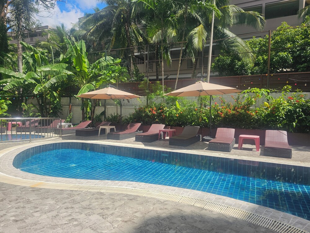 Milano - Isola di Phuket, Thailandia - Patong Central Residence and Apartment
Milano - Isola di Phuket, Thailandia - Patong Central Residence and Apartment