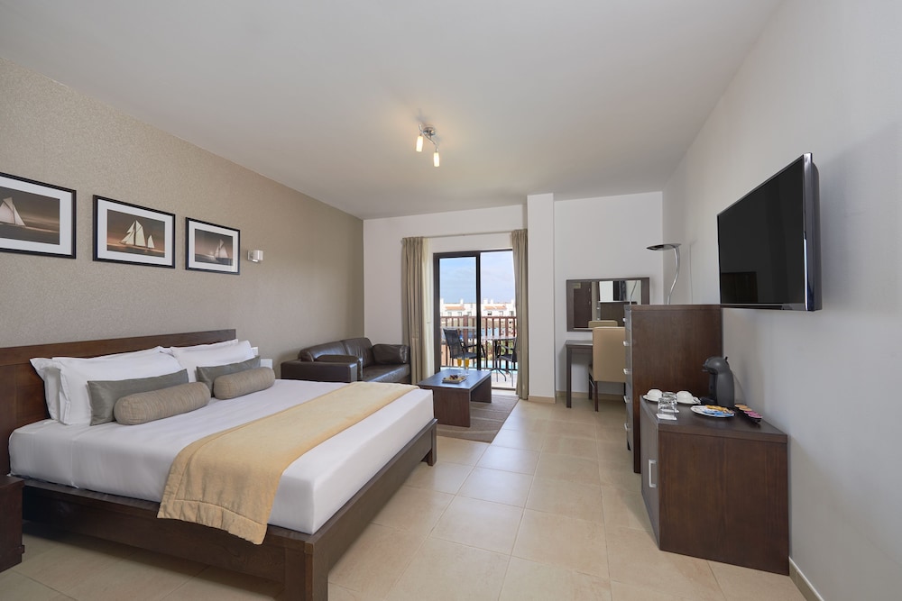 Bologna - Isola di Sal, Capo Verde - Melia Dunas Beach Resort & Spa - All Inclusive
Bologna - Isola di Sal, Capo Verde - Melia Dunas Beach Resort & Spa - All Inclusive