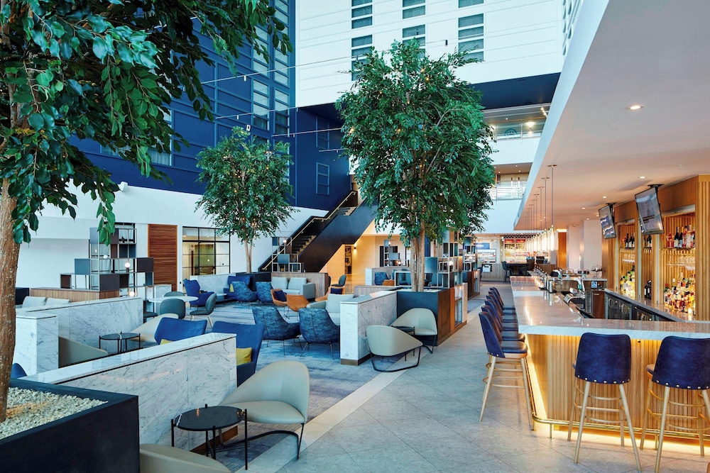 Firenze - Londra, Aeroporto di London Heathrow - London Heathrow Marriott Hotel
Firenze - Londra, Aeroporto di London Heathrow - London Heathrow Marriott Hotel