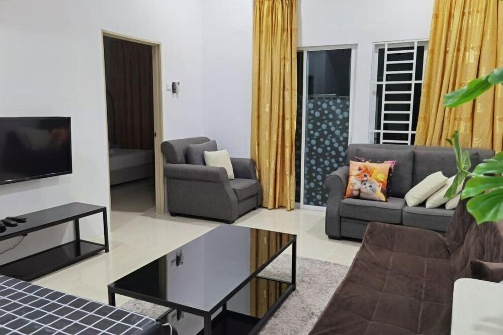 Milano - Langkawi - Homestay Pangsapuri Simfoni 3BR 7Pax Kuah Langkawi
Milano - Langkawi - Homestay Pangsapuri Simfoni 3BR 7Pax Kuah Langkawi