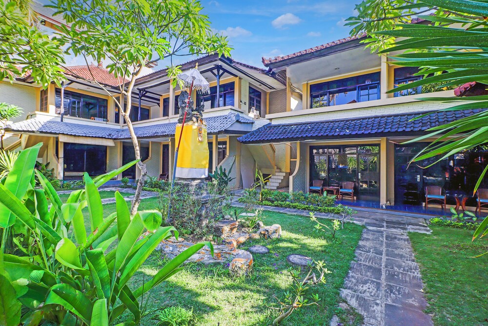 Torino - Kuta - Bali - Collection O Legian Near Bimc Hospital Nusa Uda Formerly Anna Kuta Inn
Torino - Kuta - Bali - Collection O Legian Near Bimc Hospital Nusa Uda Formerly Anna Kuta Inn
