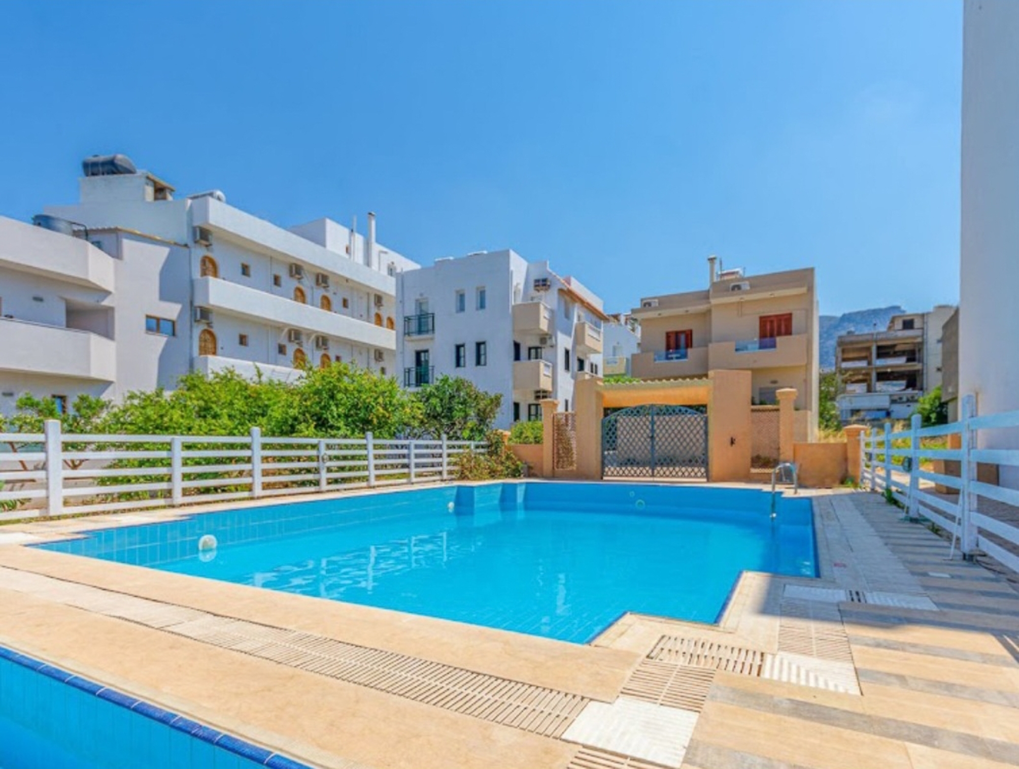 Catania - Creta Est - Heraklion, Rethymno, Agios Nikolaos, Grecia - Soho Blue City Hotel
Catania - Creta Est - Heraklion, Rethymno, Agios Nikolaos, Grecia - Soho Blue City Hotel