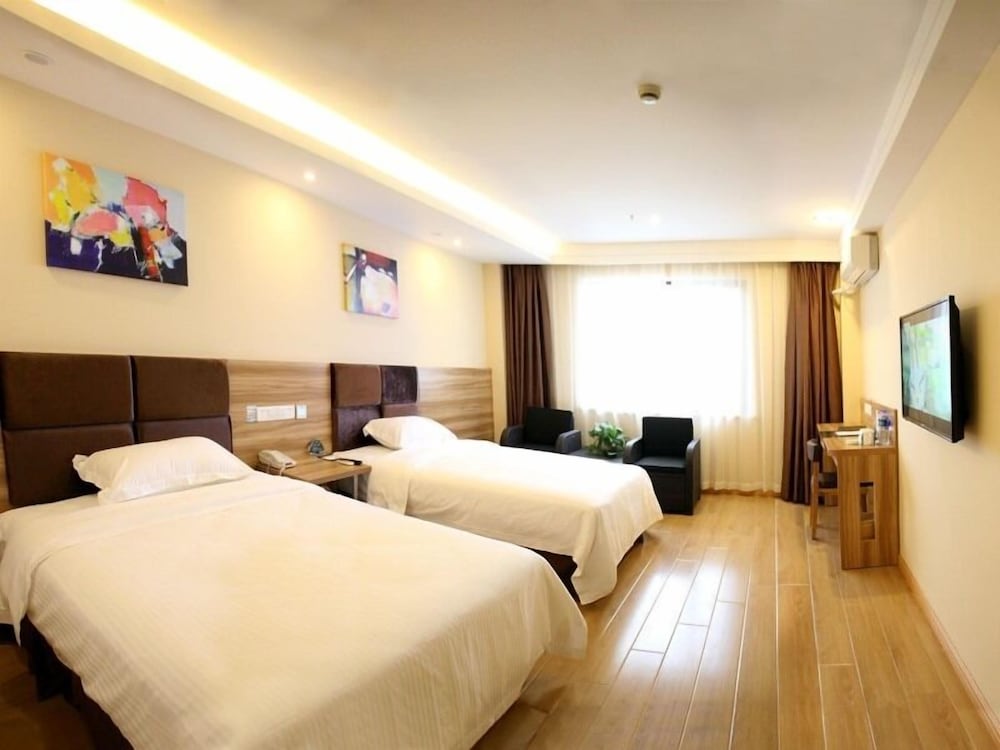 Milano - Shanghai - GreenTree Inn ShangHai KangQiao Industrial Zone JinXiu Road Business Hotel
Milano - Shanghai - GreenTree Inn ShangHai KangQiao Industrial Zone JinXiu Road Business Hotel