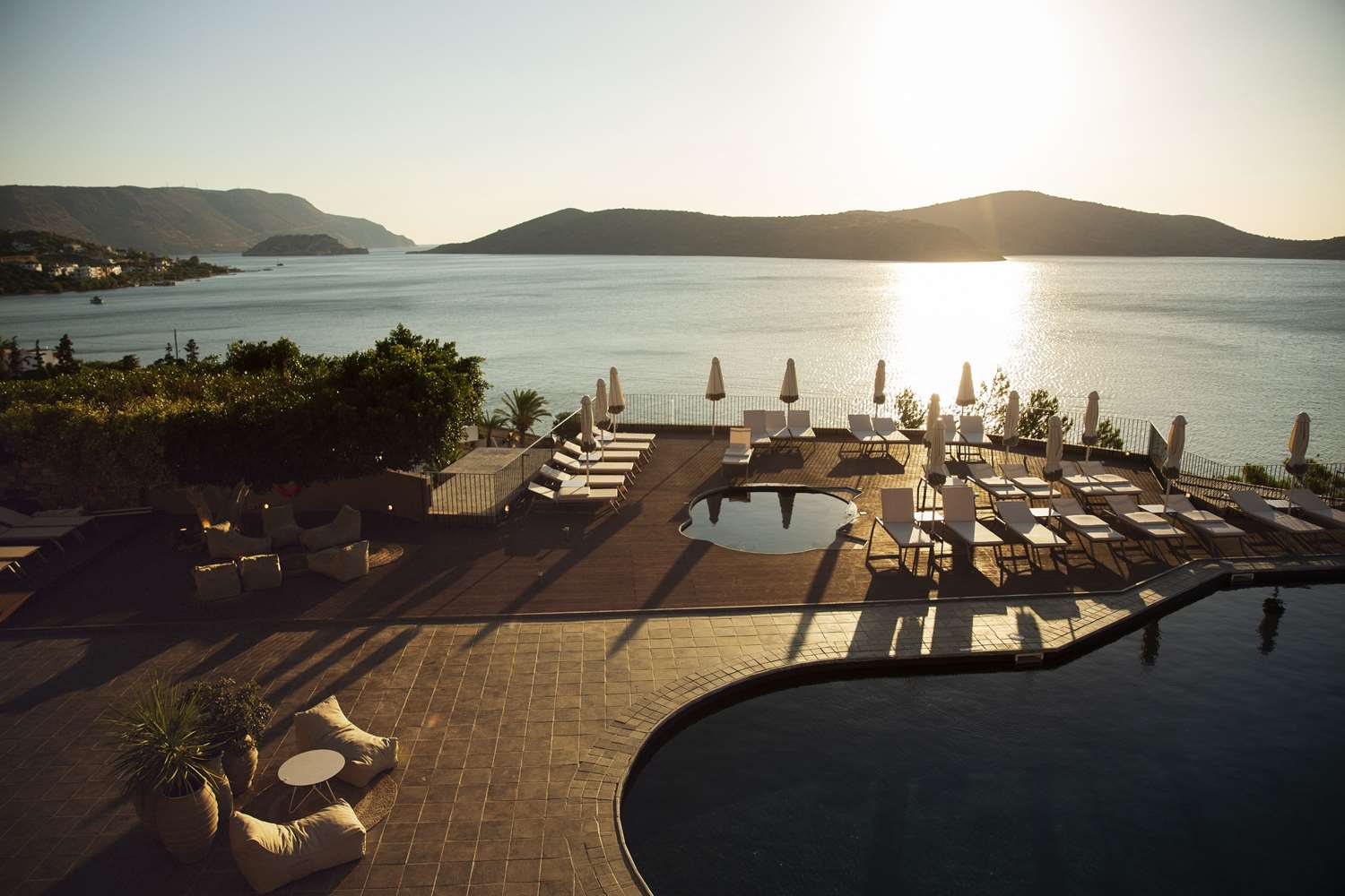Olbia - Elounda - Domes Aulus Elounda All-Inclusive Resort, Adults only, Curio by Hilton
Olbia - Elounda - Domes Aulus Elounda All-Inclusive Resort, Adults only, Curio by Hilton