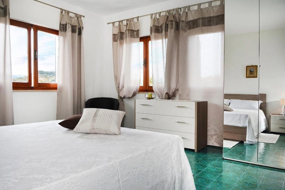 Catania - Sardegna Nord - Alghero, Stintino e Castelsardo, Mare Italia - Hotel Sa Lumenera
Catania - Sardegna Nord - Alghero, Stintino e Castelsardo, Mare Italia - Hotel Sa Lumenera
