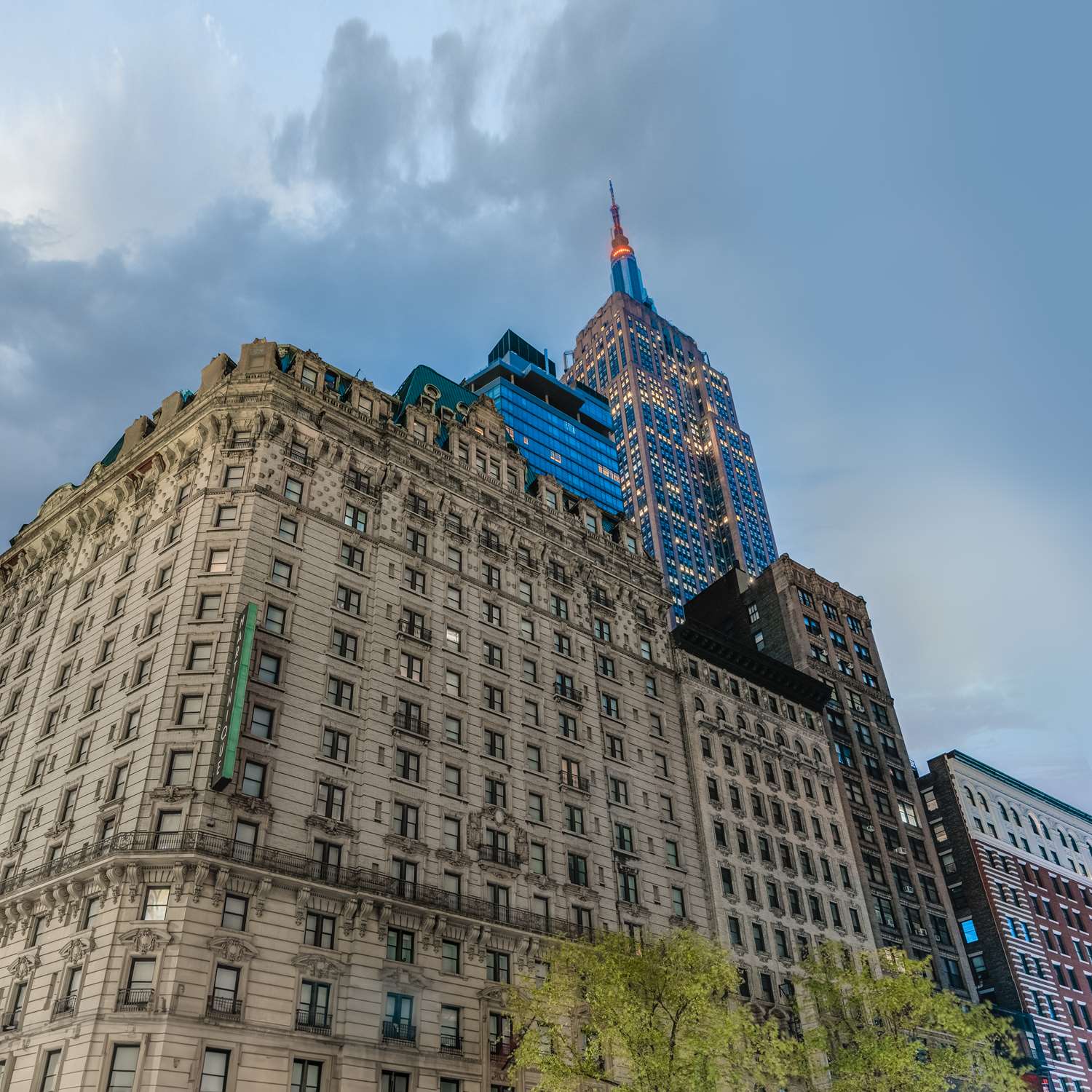 Napoli - New York, Stati Uniti - Martinique New York on Broadway, Curio Collection by Hilton
Napoli - New York, Stati Uniti - Martinique New York on Broadway, Curio Collection by Hilton