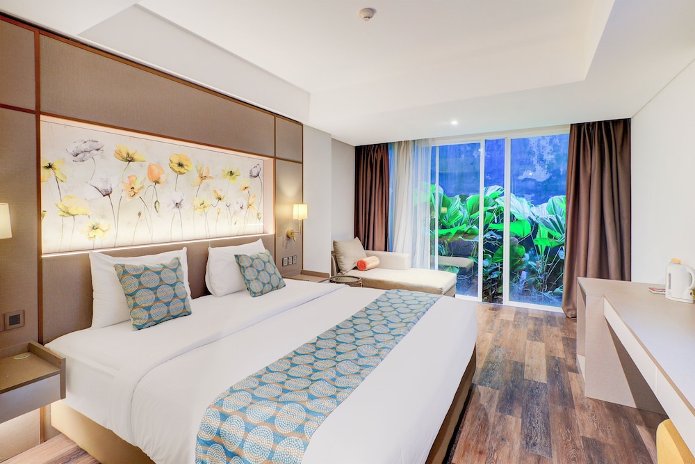 Firenze - Kuta - Bali - Sunday Hotel Sunset Road Near Trans Studio Mall
Firenze - Kuta - Bali - Sunday Hotel Sunset Road Near Trans Studio Mall
