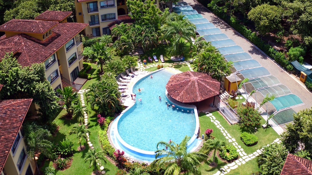 Milano - Tamarindo - The Oaks Tamarindo Pool Front Condominiums fast wifi
Milano - Tamarindo - The Oaks Tamarindo Pool Front Condominiums fast wifi
