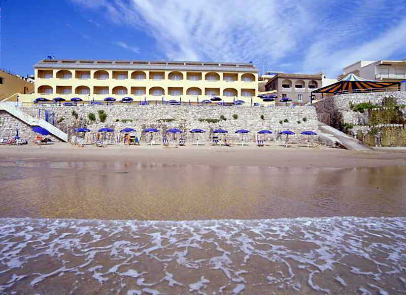 Roma - Costa Lazio, Mare Italia - Grand Hotel Dei Cesari (Dependance)
Roma - Costa Lazio, Mare Italia - Grand Hotel Dei Cesari (Dependance)