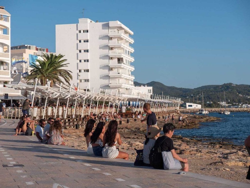 Roma - San Antonio de Portmany, Ibiza - Hotel Orosol by Typic Hotels
Roma - San Antonio de Portmany, Ibiza - Hotel Orosol by Typic Hotels