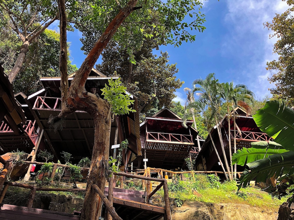 Roma - Tailandia - Krabi, Phi Phi e Ko Lanta - Phi Phi Ingphu Viewpoint Hotel
Roma - Tailandia - Krabi, Phi Phi e Ko Lanta - Phi Phi Ingphu Viewpoint Hotel