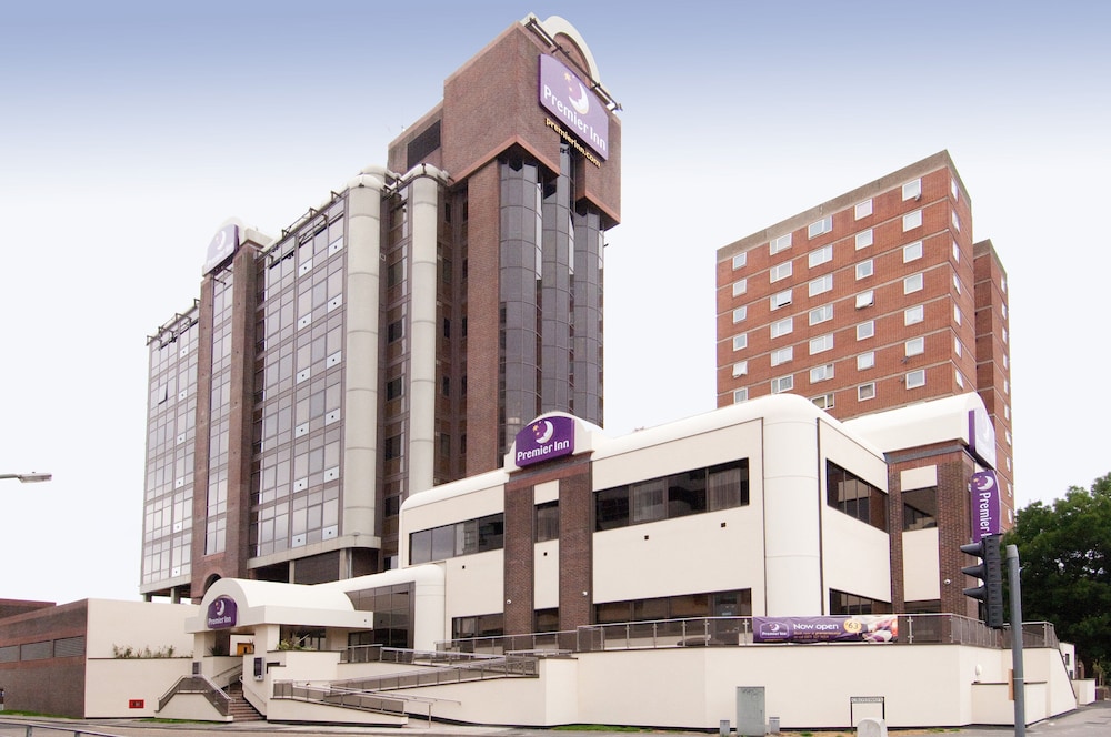 Bologna - Londra, Aeroporto di London Heathrow - Premier Inn Sunbury - Kempton Park
Bologna - Londra, Aeroporto di London Heathrow - Premier Inn Sunbury - Kempton Park