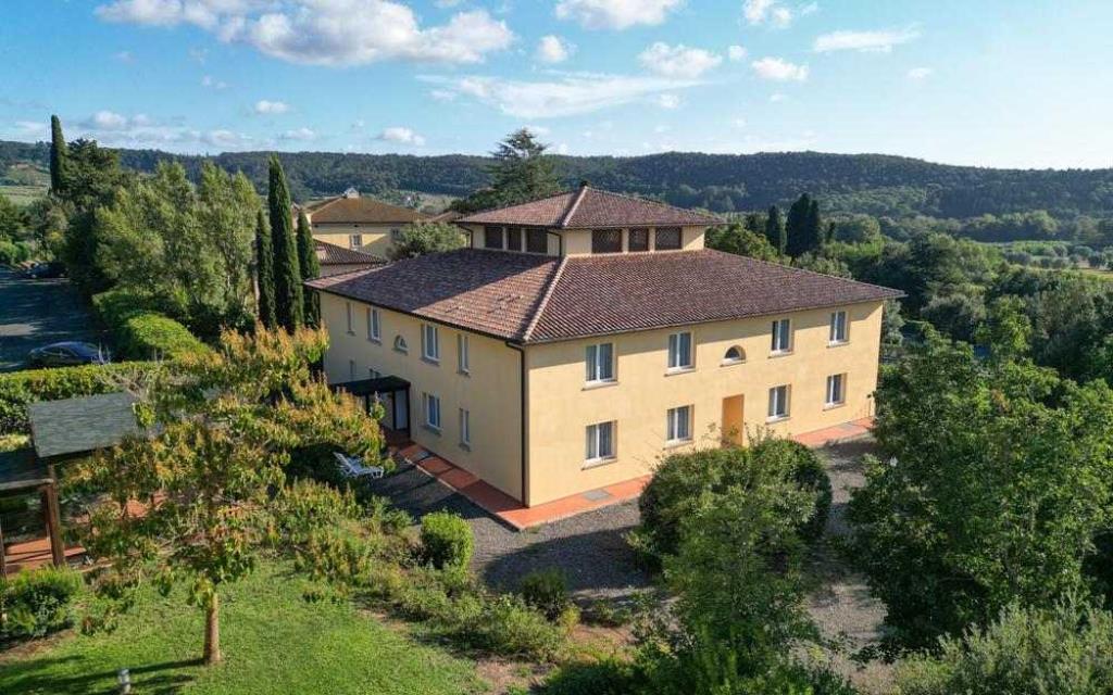 Napoli - Versilia e Costa Toscana, Mare Italia - Suite San Martino - Cecina Riparbella casa vacanze
Napoli - Versilia e Costa Toscana, Mare Italia - Suite San Martino - Cecina Riparbella casa vacanze