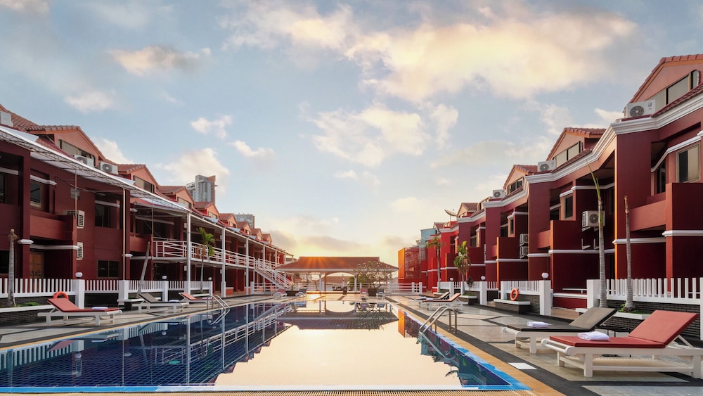 Roma - Pattaya - Arawana Express North Pattaya 
Roma - Pattaya - Arawana Express North Pattaya