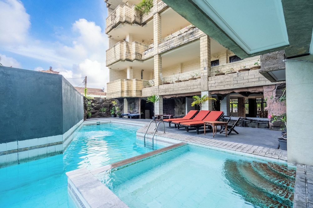 Napoli - Seminyak - Bali - Ammara Legian By Vilarisi
Napoli - Seminyak - Bali - Ammara Legian By Vilarisi