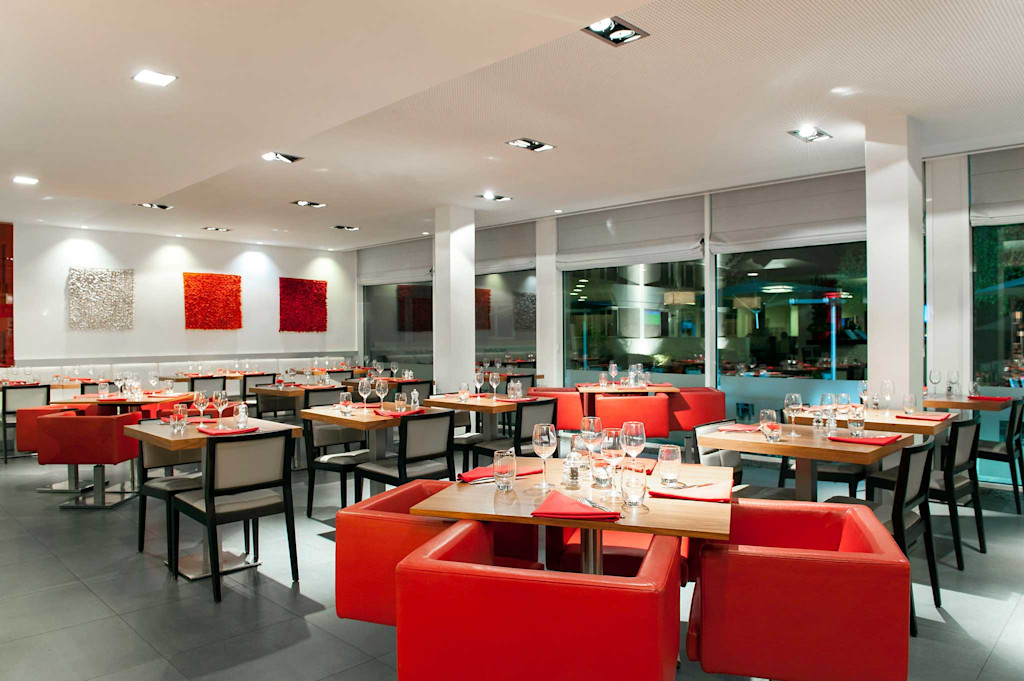 NOVOTEL ANTWERPEN HOTEL 
NOVOTEL ANTWERPEN HOTEL