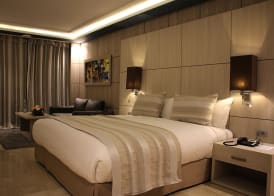 Zaki Hotel 5