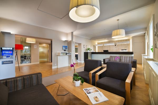 Hôtel Three Crowns Hotel