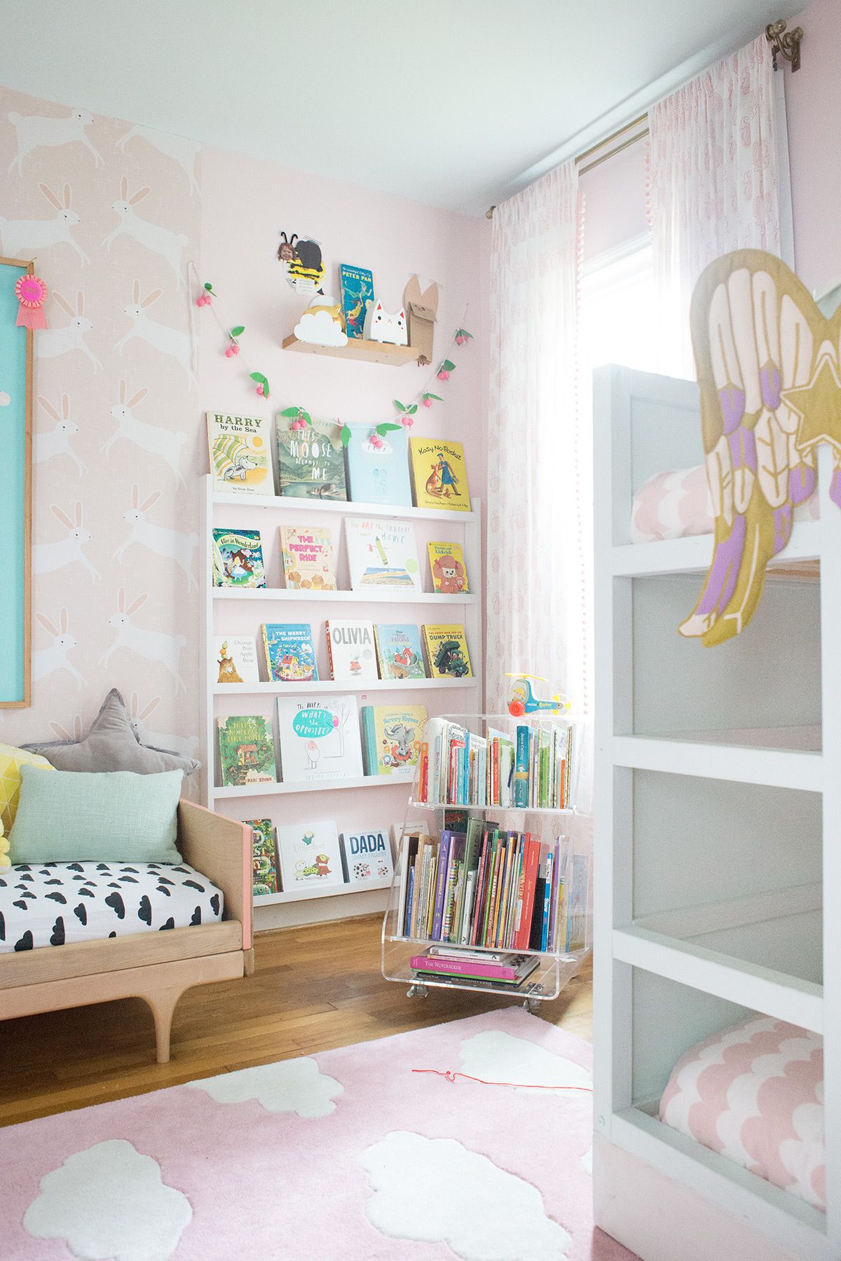 Wall shelves for little girl room outlet