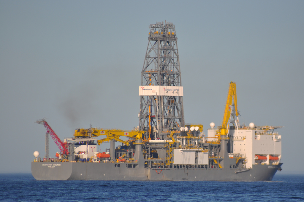 Transocean drillship. DOJ and SEC close another FCPA probe without charges