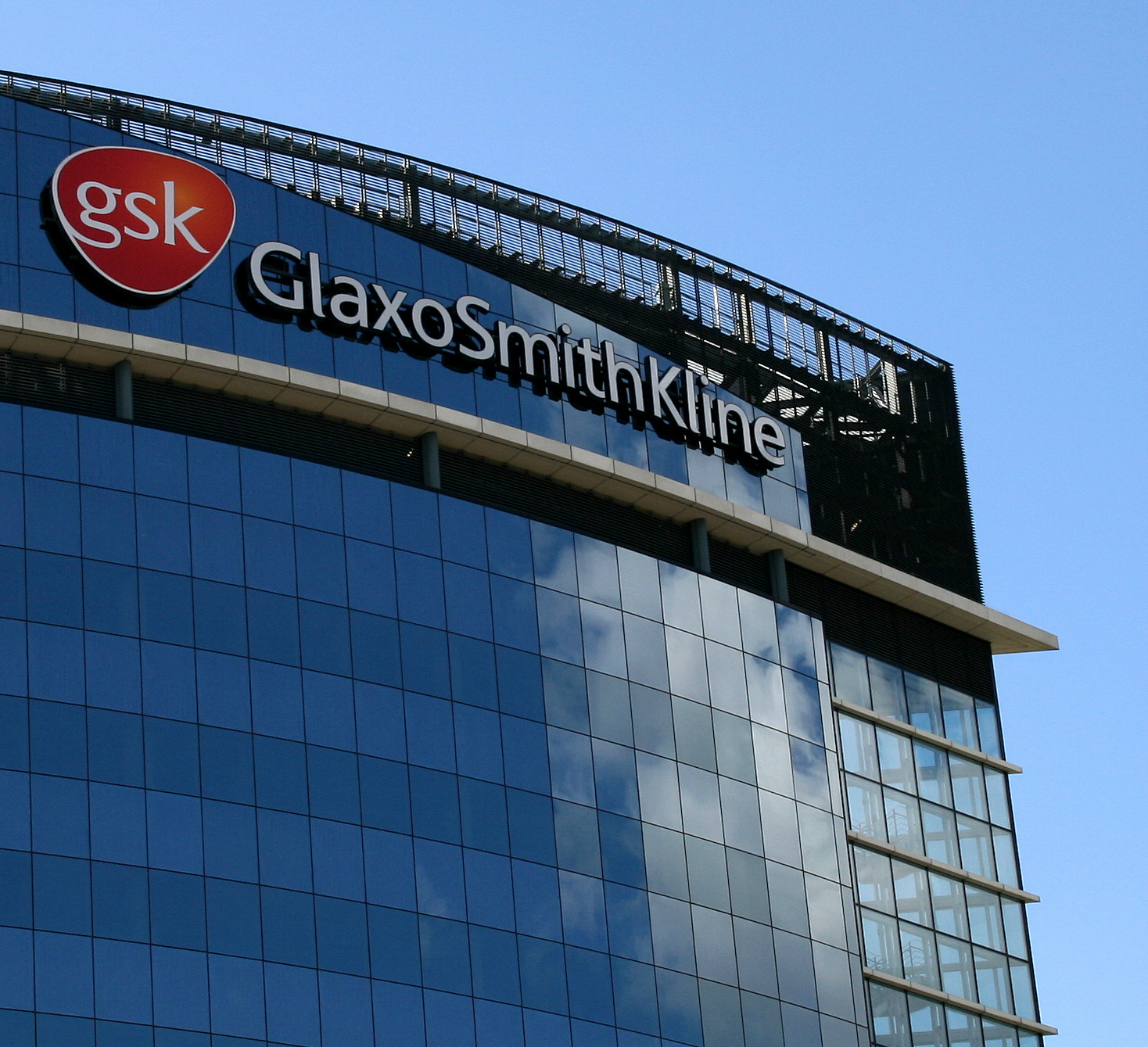 GlaxoSmithKline (GSK) headquarters GSK resolves FCPA case with US$20 million SEC settlement and DOJ declination