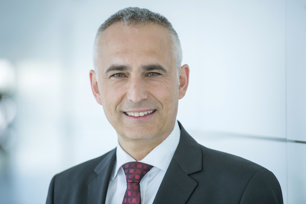 Klaus Moosmayer Siemens compliance officer calls for global self-reporting framework
