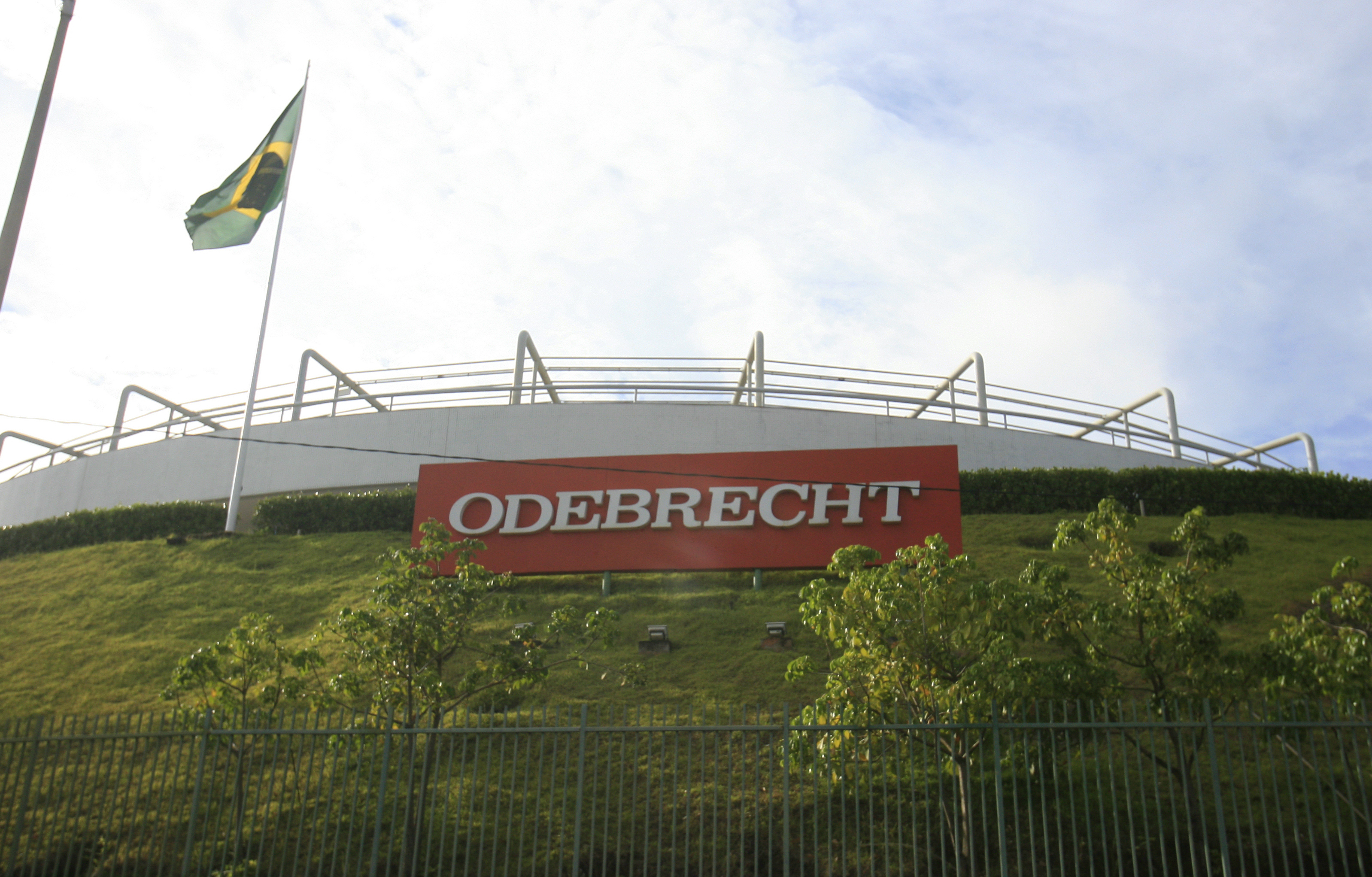 Odebrecht Brazilian companies pay US$3.5 billion in largest-ever global foreign bribery settlement