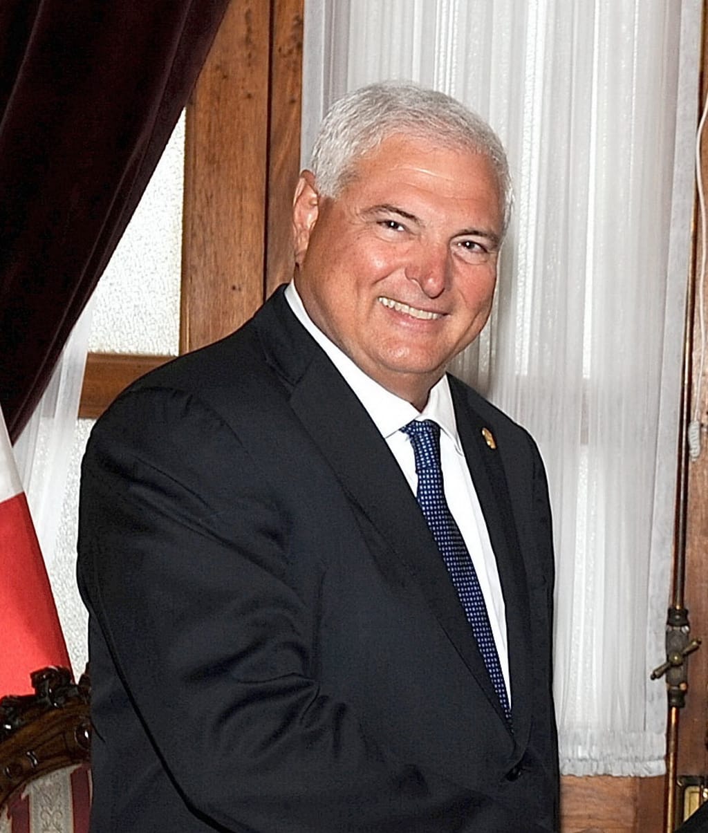 Ricardo Martinelli Former Panama president faces extradition from US